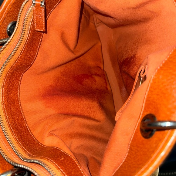 Gucci Tan and Brown Signature Tote - Picture 9 of 11